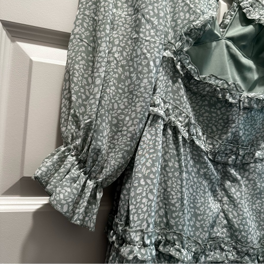 Long Sleeve Dress Deep V Neck Ruffle Layer Swing Mini Dresses Open Back - Picture 8 of 14